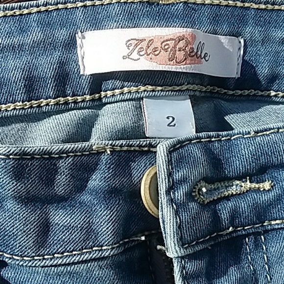 Zelle Belle fringed designer Jean's - Picture 2 of 7